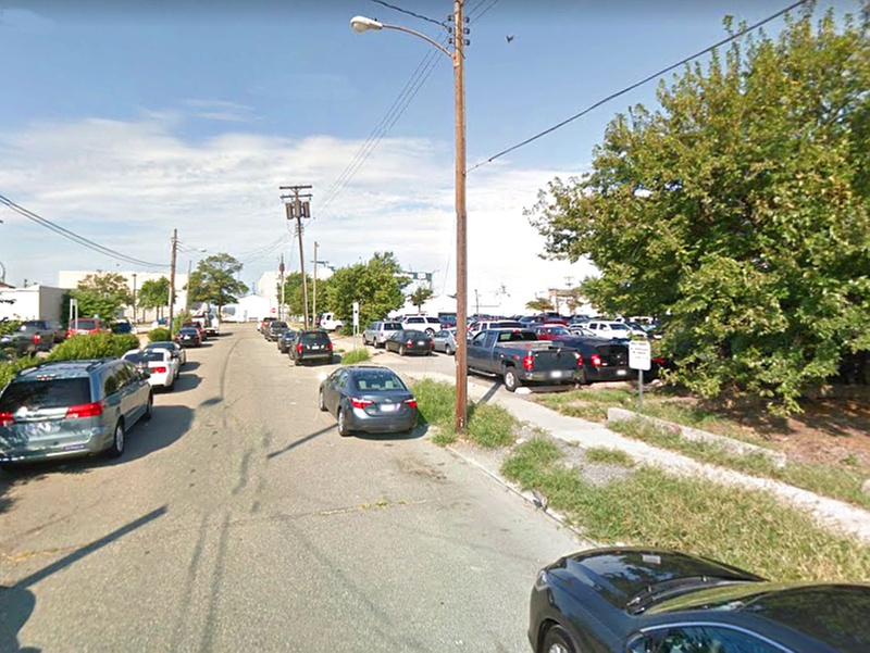 Parking at 4900 Washington Ave. Lot