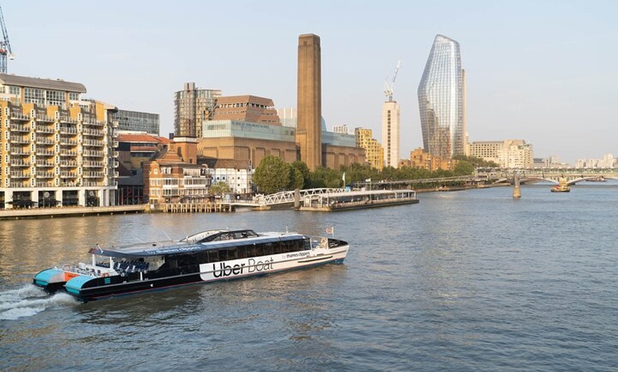 Image 8: London: IFS Cable Car + Uber Boat One Way River Thames Cruise