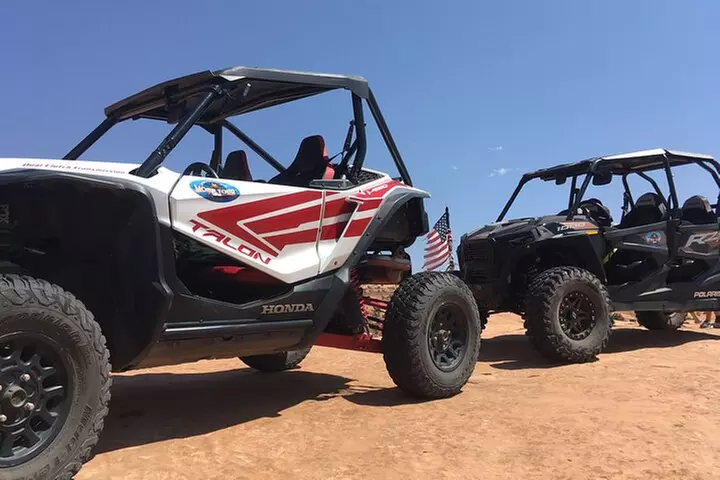 BEST! Poison Spider U-Drive 4X4 Tour in Moab +Dinosaur Tracks!