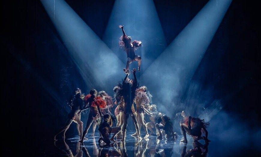 Image 3: Bangarra Dance Theatre at the Sydney Opera House ("Horizon")