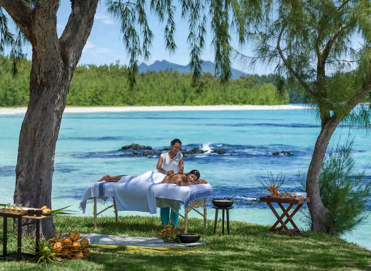 ✈ MAURITIUS | Trou d'Eau Douce - Shangri-La Le Touessrok Resort & S...