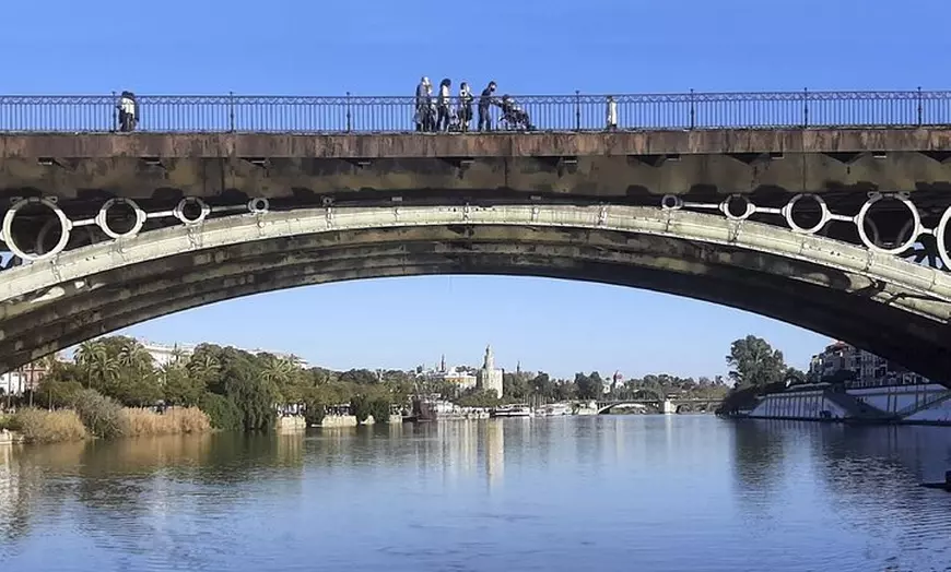 Image 11: Crucero en un fantástico barco por el Guadalquivir