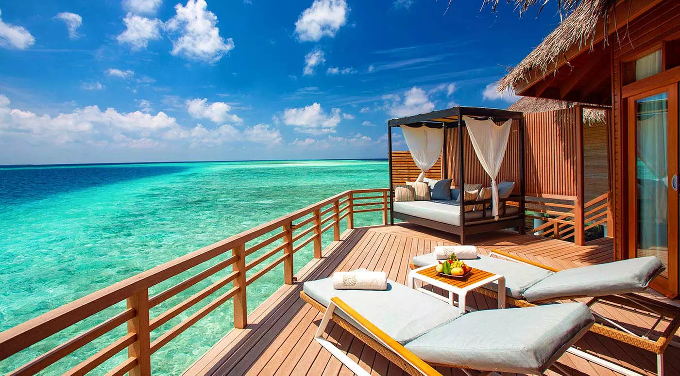 ✈ MALEDIVEN | Nord-Malé-Atoll - Baros Maldives 5*, 5 Nächte - Premium