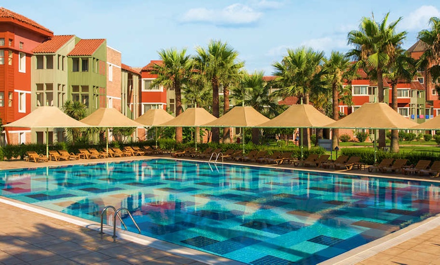 Image 1: ✈ ANTALYA UND UMGEBUNG | Belek - Megasaray Club Belek 5*, 3 Nächte