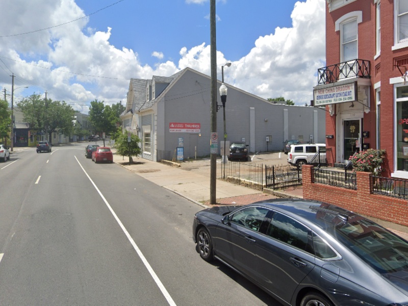 Parking at 1114 W. Main St. Lot