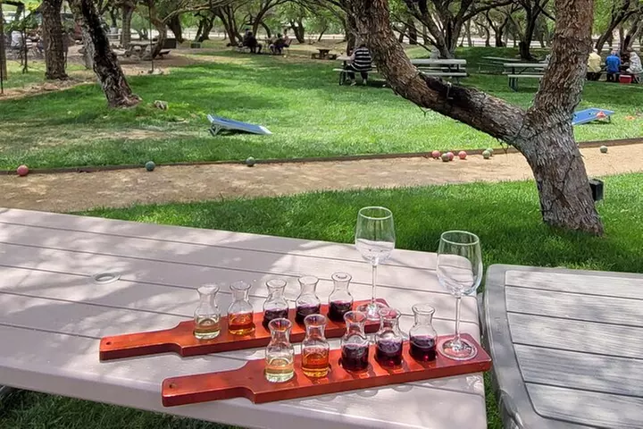 Private Wine Tour, Voted best in town, Tastings Included!