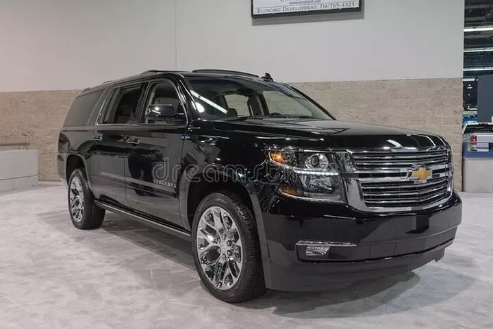 Private Roundtrip New York Airport Transfer to New York City - Second Medium