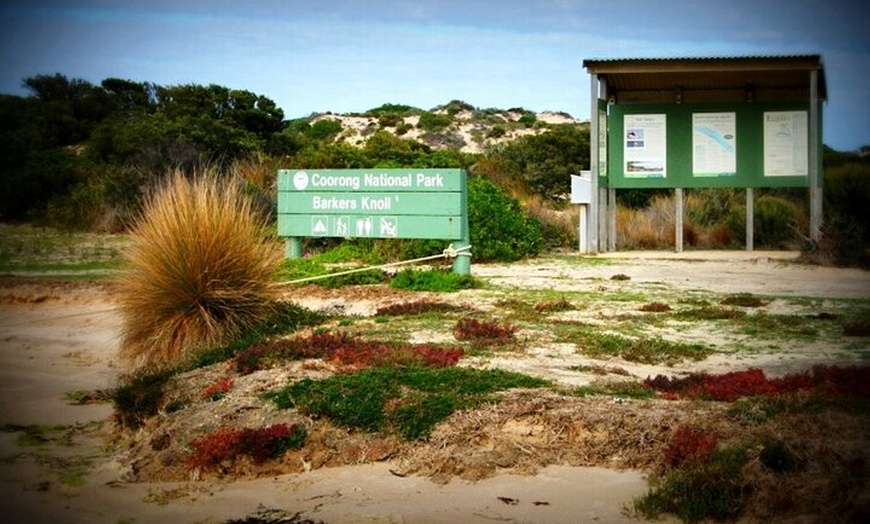 Image 4: Coorong 3 & 1/2 Lunch Cruise and Tour
