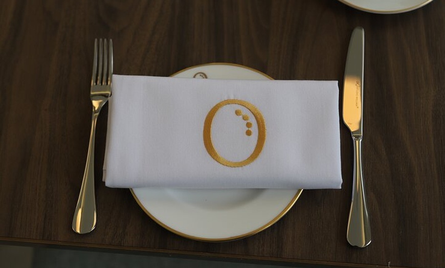 Image 10: Kensington Palace Special Exhibition, Guided Walk & High Tea