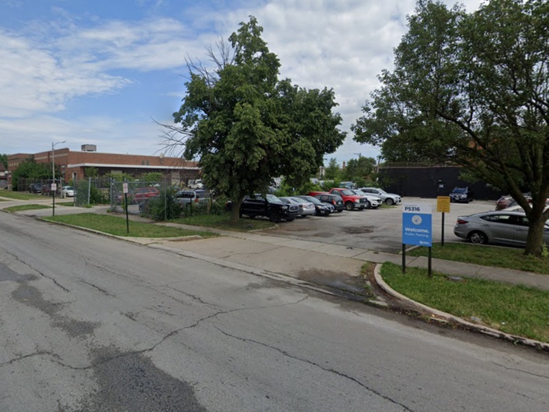 Parking at 155th & Broadway Lot - P5316