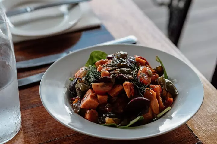 Barefoot Luxury Mount Tamborine Winery Tour from Gold Coast