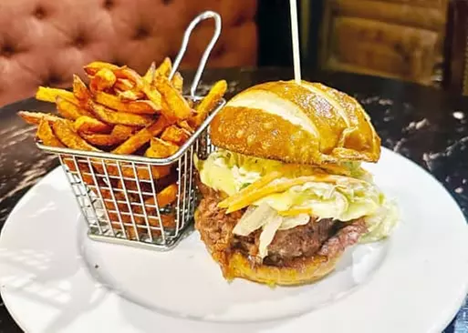 5% Cash Back at The Irish American
