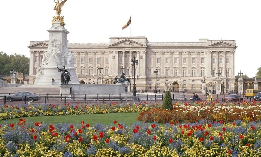 Image 18: Buckingham Palace Entrance Ticket & Changing of the Guard Tour