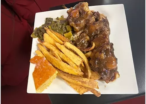 5% Cash Back at Deja Blue