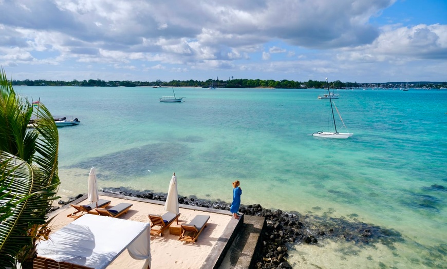 Image 4: ✈ MAURITIUS | Grand Baie - Hotel 20 Degrés Sud 5* - Außenpool