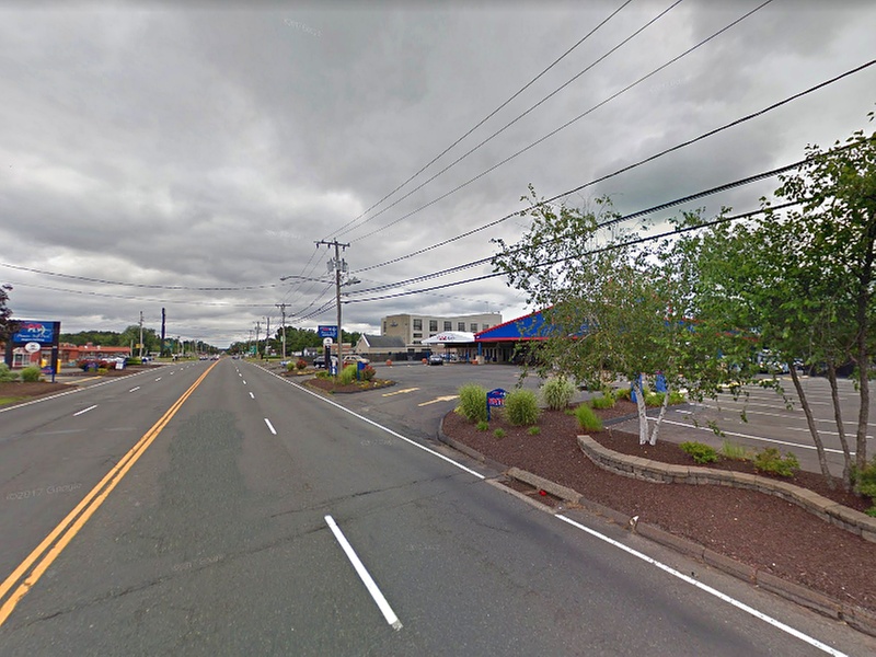 Convenient Airport Parking at BDL from $10.51 per day