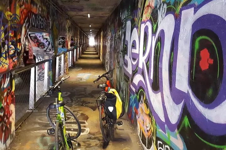 Guided Bike Tour in Atlanta with Snacks