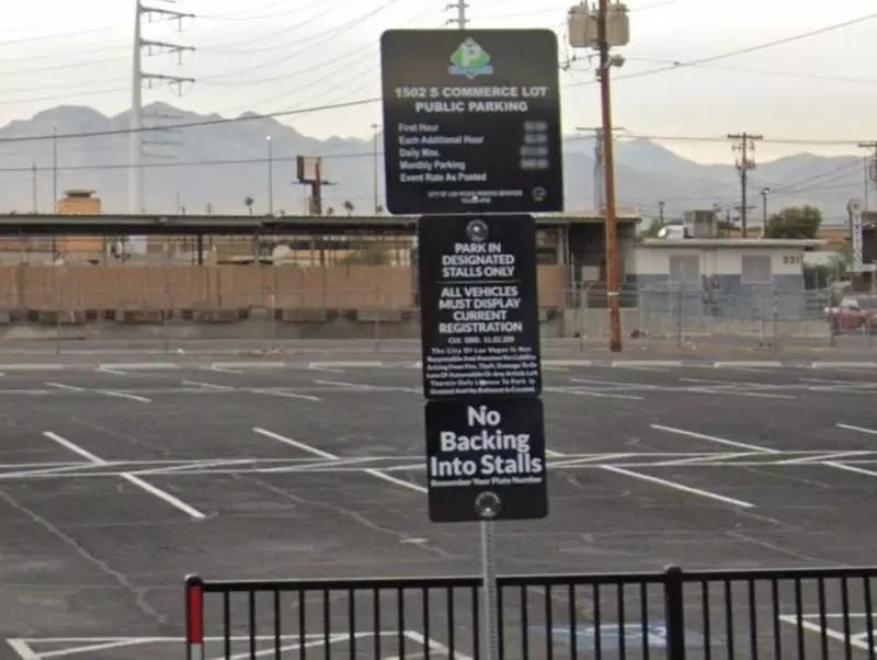Parking at 1502 S. Commerce St. Lot