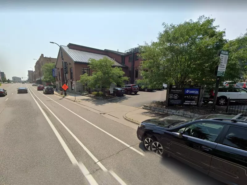 Parking at 903 Washington Ave. S. Lot 3B