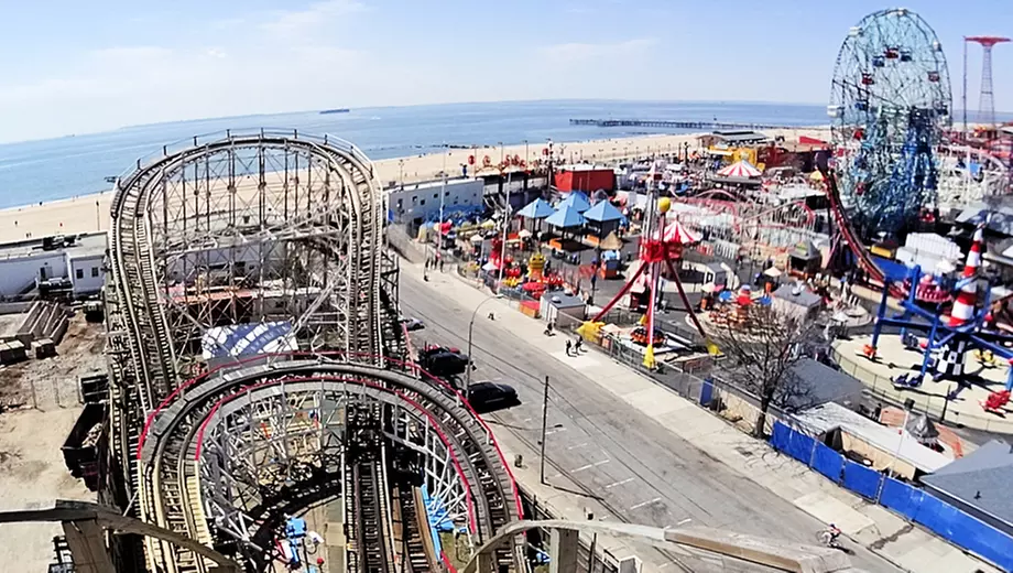 4-Hour Wristband for Luna Park at Coney Island at Luna Park at Coney Island - Primary Image