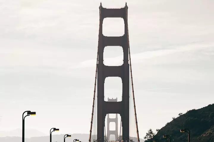 Guided E-Bike tour across SF to the Golden Gate Bridge and back