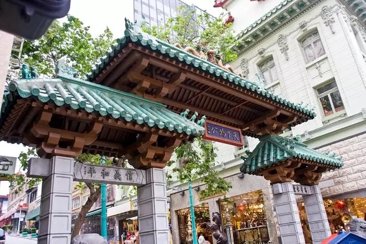 Chinatown & North Beach\Little Italy: 7 Tastings & History