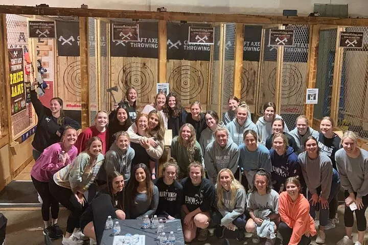 1 Hour Axe Throwing in Memphis