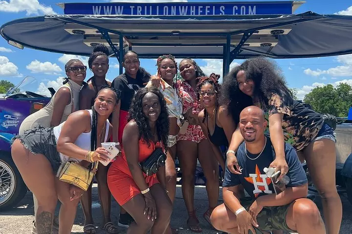All-Inclusive Hip-Hop Brunch Party Bike Tour