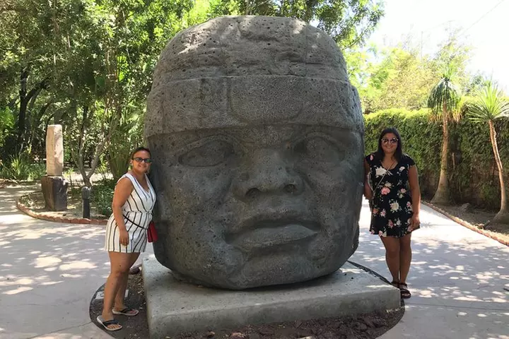 Puerto Nuevo Lobster, Margaritas and Mariachi Private Tour