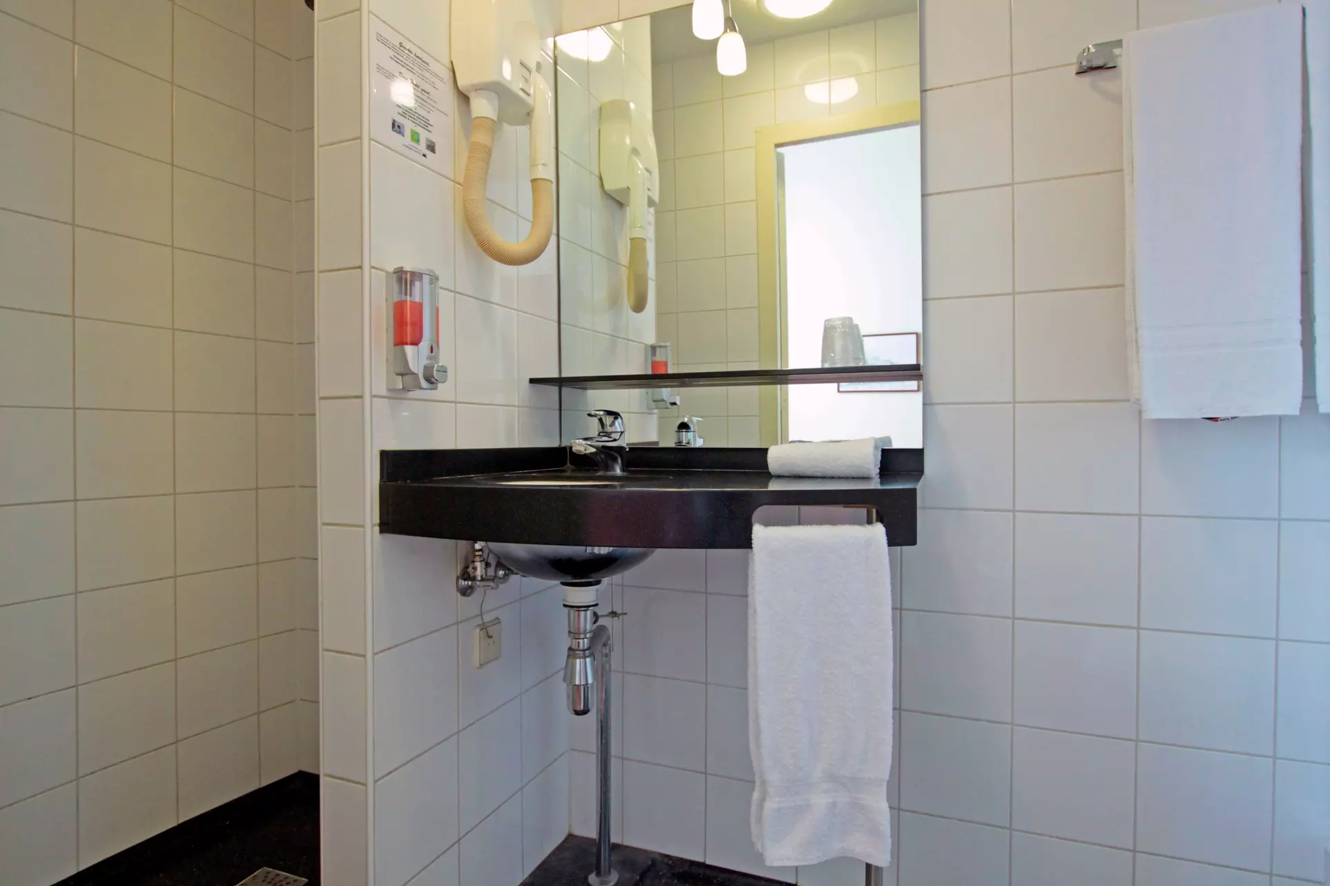 ✈ NIEDERLANDE | Amsterdam - A-train 3*, 2 Nächte - City Trip