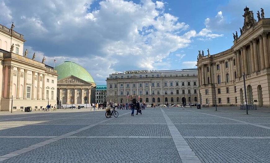 Image 5: Berlin Interaktive Stadtführung