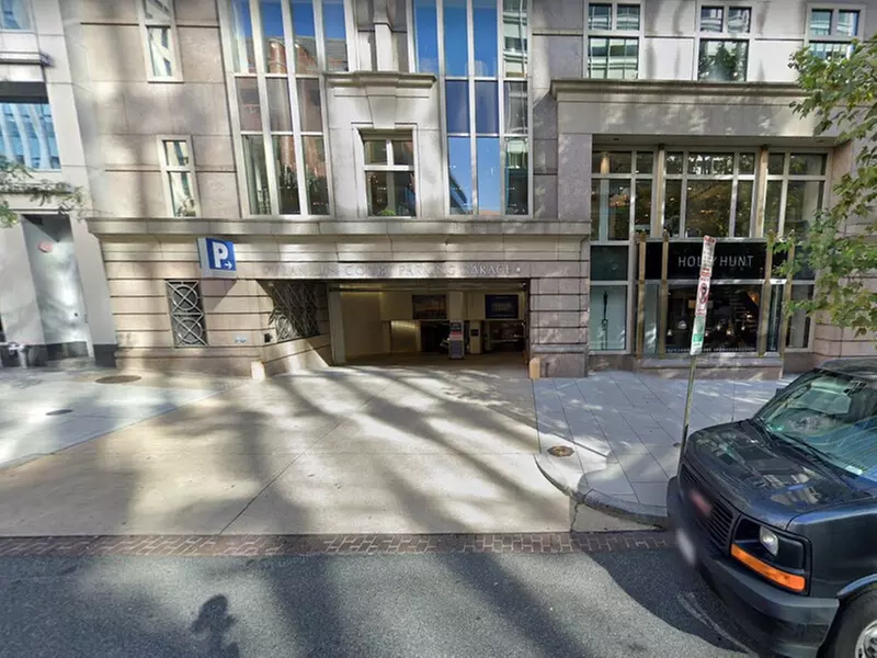 Parking at Franklin Court Garage