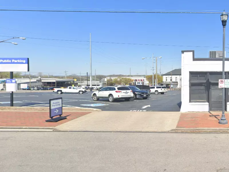 Parking at Woodland Lot