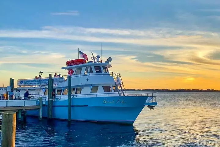 Sunset Dolphin Cruise aboard the Grand-Mére - Primary Image