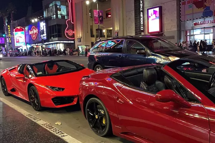 1-Hour Driving Tour from Hollywood to Beverly Hills in a Ferrari