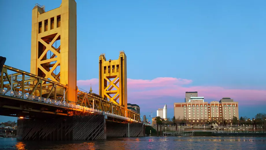 One-Hour Historical Sacramento River Cruise - Primary Image
