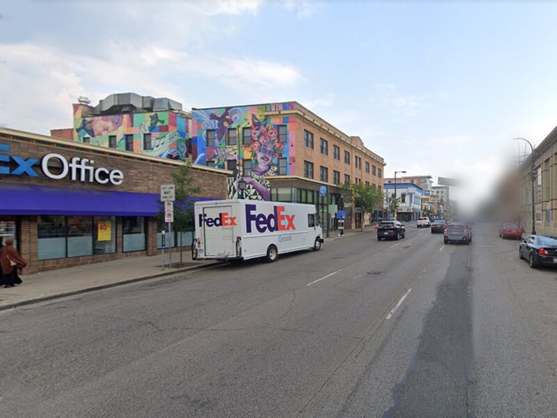 Parking at 1422 West Lake St. Lot