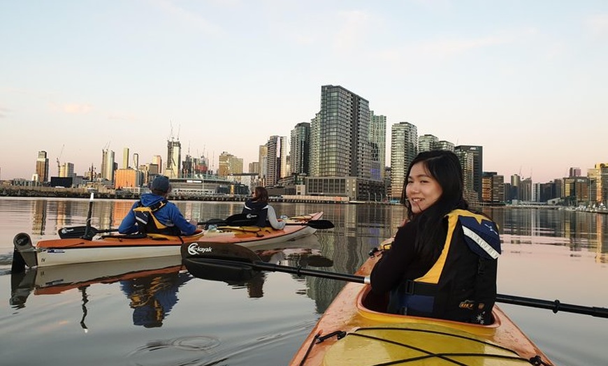 Image 4: Melbourne Sunset Kayaking Experience with Dinner