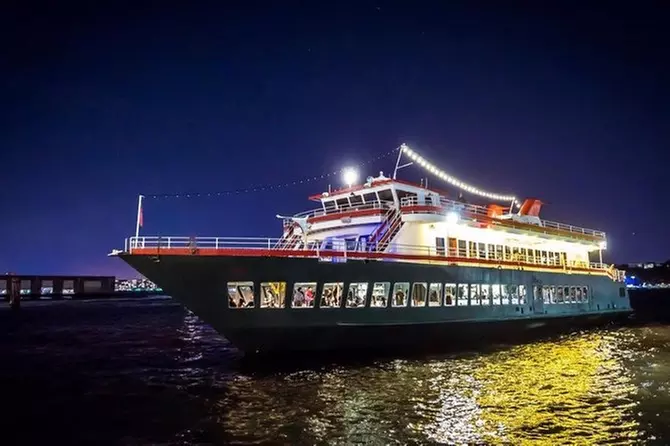 New York City Thanksgiving Cruise by World Yacht - Primary Image