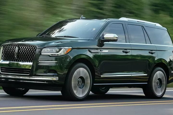 Arrival Baltimore Airport BWI to Baltimore by Private Vehicule