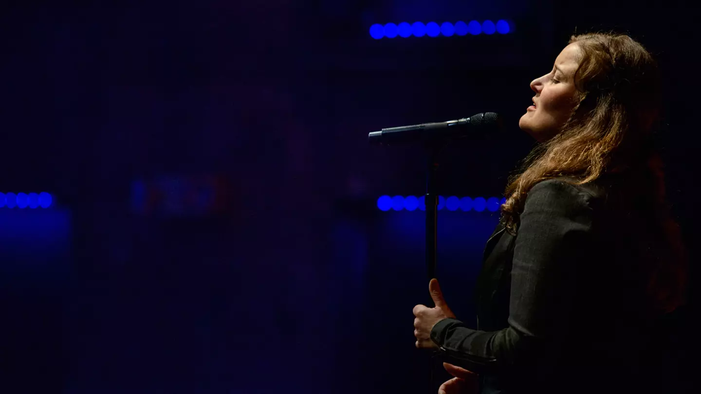 Singer-Songwriter Paula Cole at World Cafe Live Wilmington - Primary Image