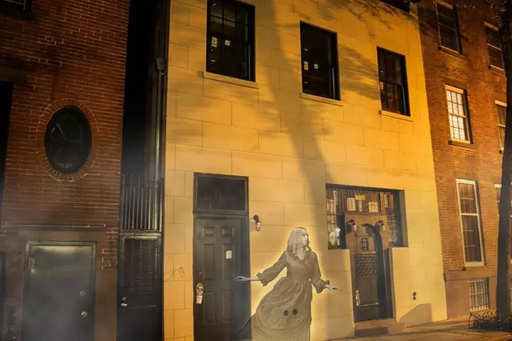 Greenwich Village Small-Group Haunted Ghost Tour, in NYC
