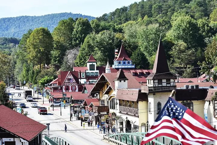 2 Hour Culture Tour in Helen