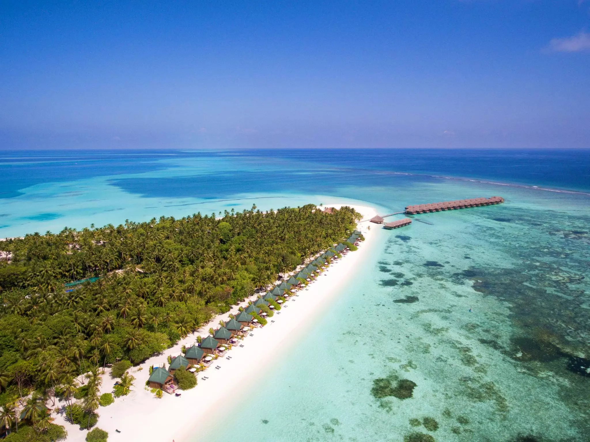 ✈ MALEDIVEN | Nord-Malé-Atoll - Meeru Maldives Resort Island 5*, 5 Nächte - Spa - Primary Image