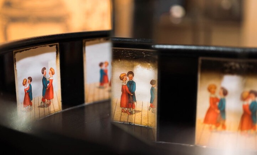 Image 8: Museo del Cine Girona - Entrada