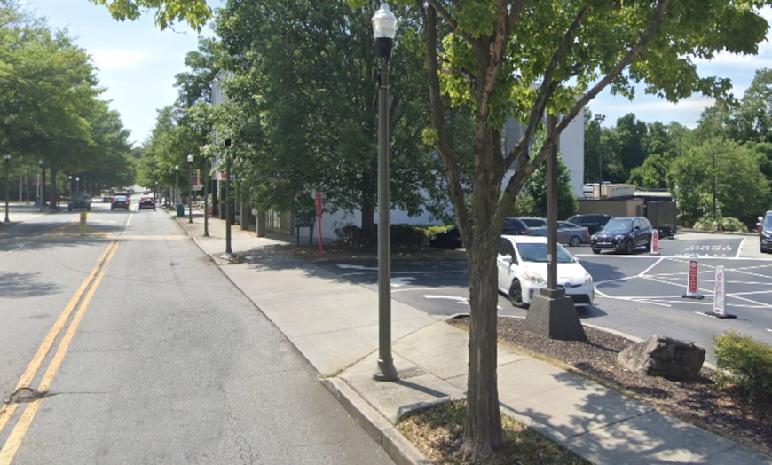 Image 1: Parking at 125 E. Trinity Pl. Lot