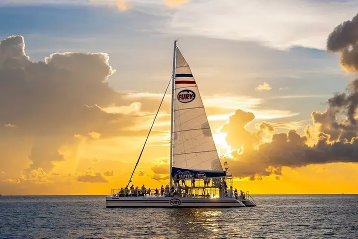 Key West Sunset Sail with Live Music, Drinks and Appetizers