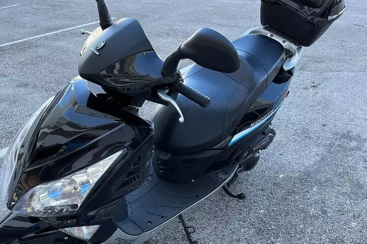 Scooter Rentals in Miami Beach - Second Medium