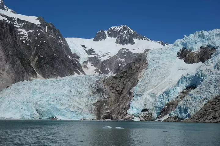 Full-Day Kenai Fjords National Park Northwestern Cruise
