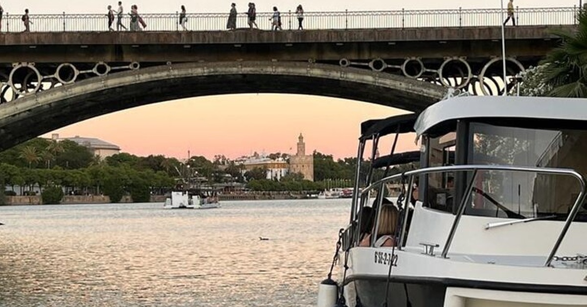 Paseo en barco por el Guadalquivir en Sevilla